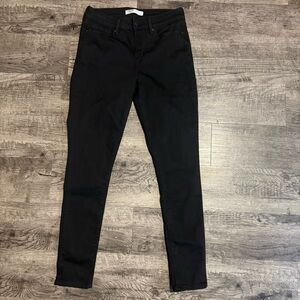 Levi’s Signature Jeans Women’s 8 Black Mid Rise Skinny
